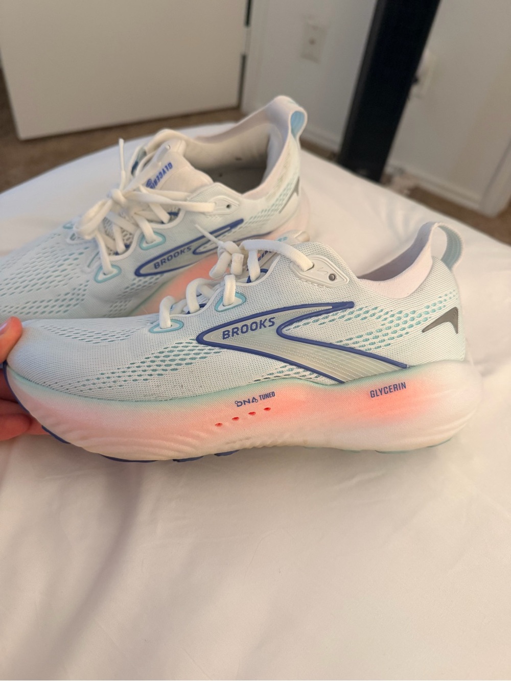 Brooks Glycerin 22 Running Shoes- Light Blue with Pink Gradient. Worn twice!